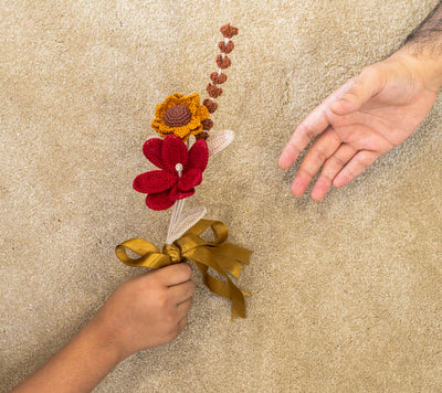 Heartfelt Father’s Day Surprise – Handcrafted Crochet Flowers
