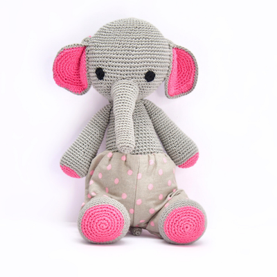Ellie the Holiday Elephant – Cute & Crochet Crafted