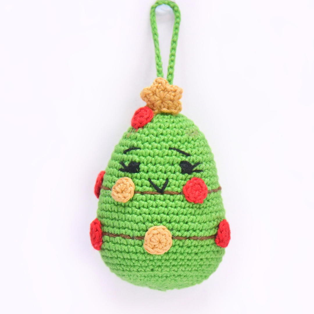 Artfully Crafted Crochet Christmas Tree Ornament – Festive Holiday Décor