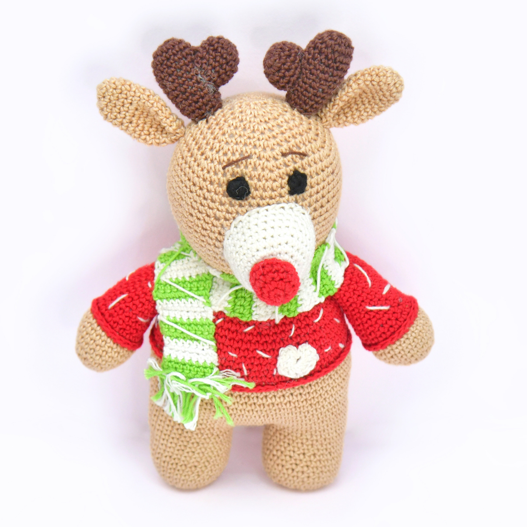Dashing Crochet Dapper Reindeer – Handcrafted Holiday Magic