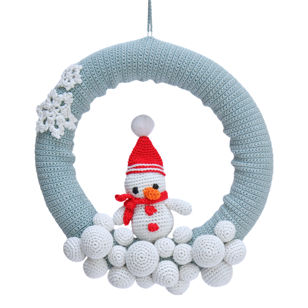 Crochet Snowman Christmas Wreath – Handmade Festive Door Hanging Décor