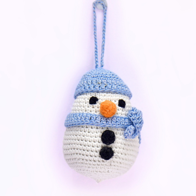 Whimsical Crochet Snowman Ornament – Delightful Christmas Tree Décor