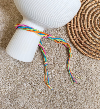 Handmade Rainbow Thread Bracelet – Colorful Friendship Wristband