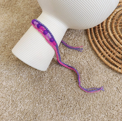 Handmade Purple Seed‑Bead Bracelet – Dainty & Adjustable Beaded Wristband”