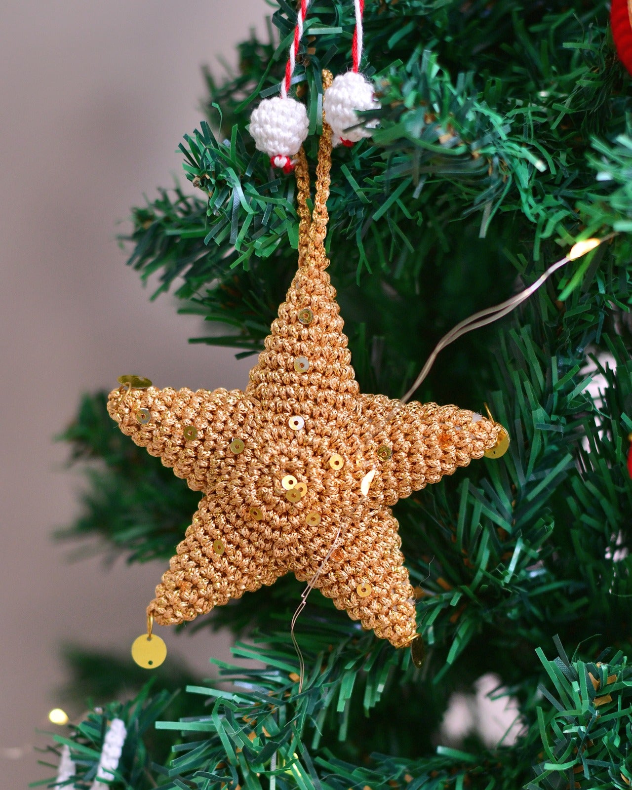 Handcrafted Crochet Gold Star Ornament – Sparkling Christmas Tree Décor