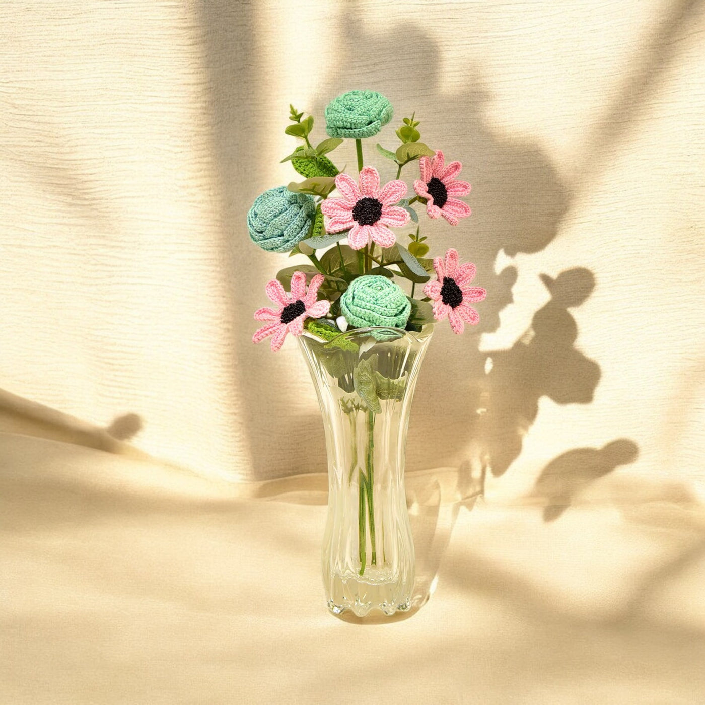 Crochet Daisy & Rose Bouquet – Whimsical Floral Gift